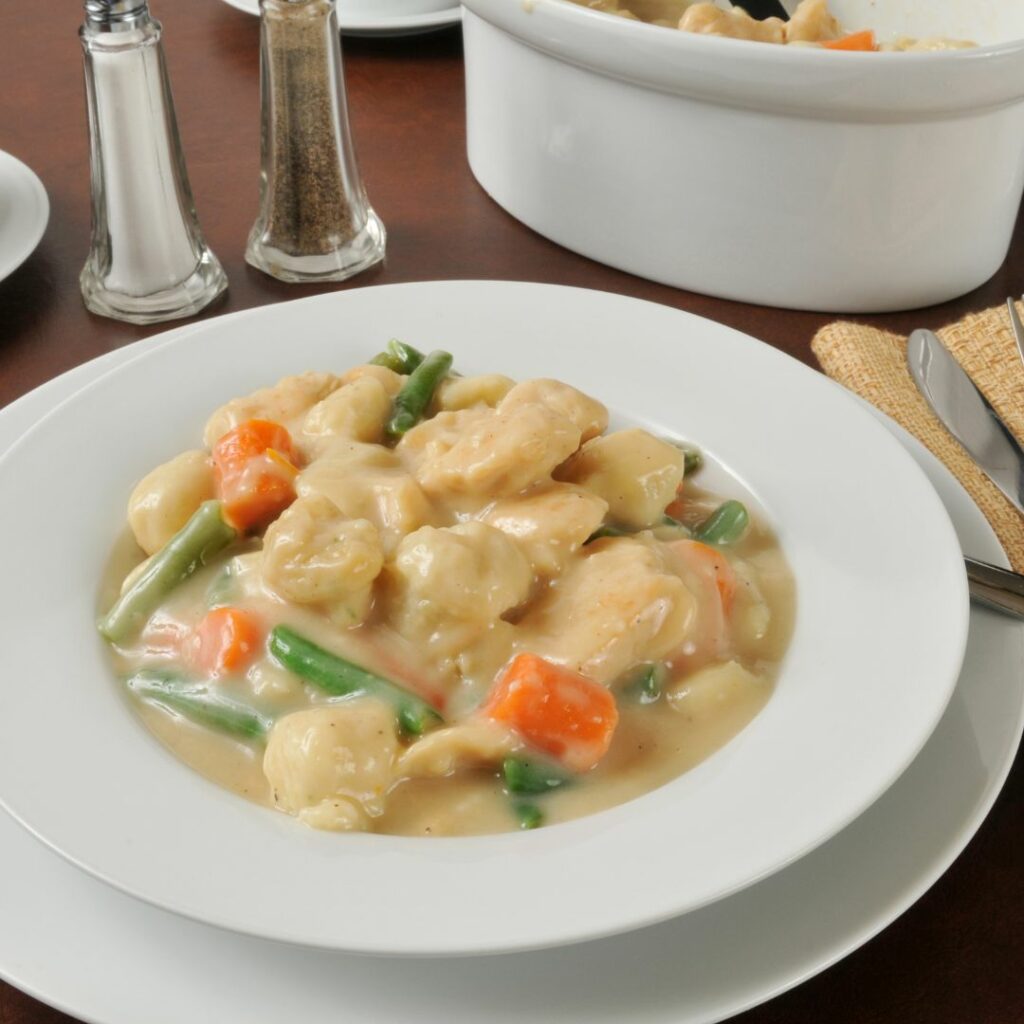 Slow Cooker Chicken And Dumplings