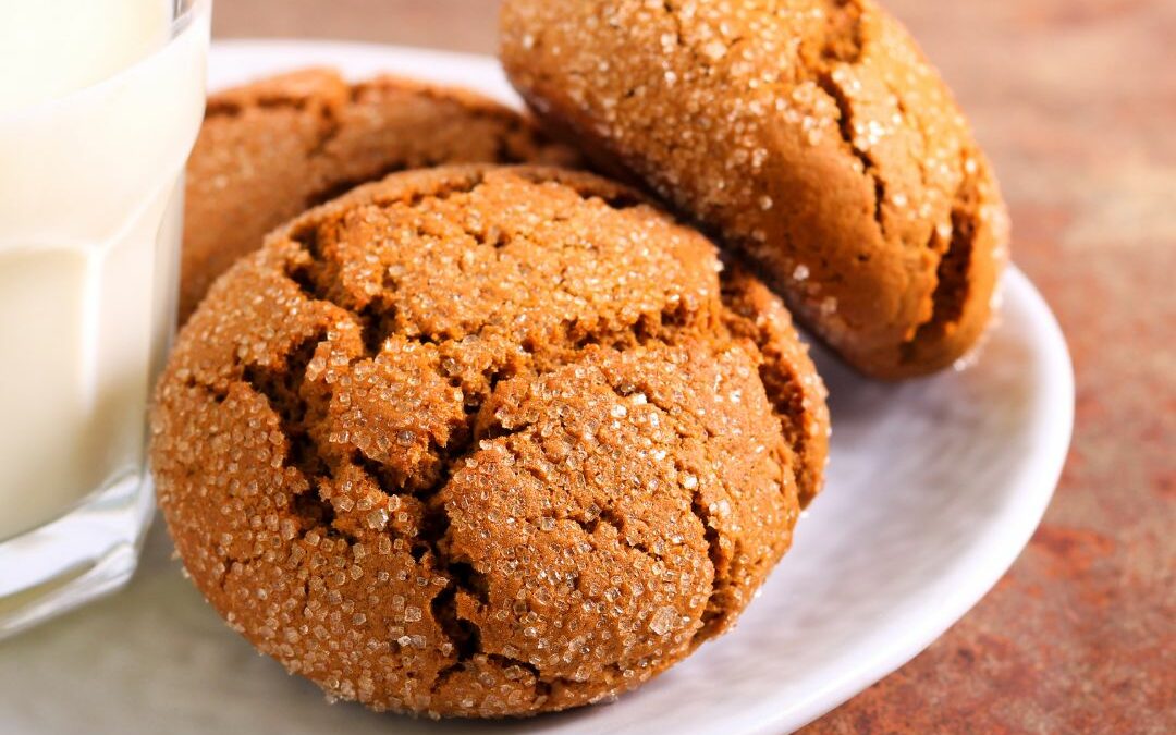 Molasses Crinkle Cookies
