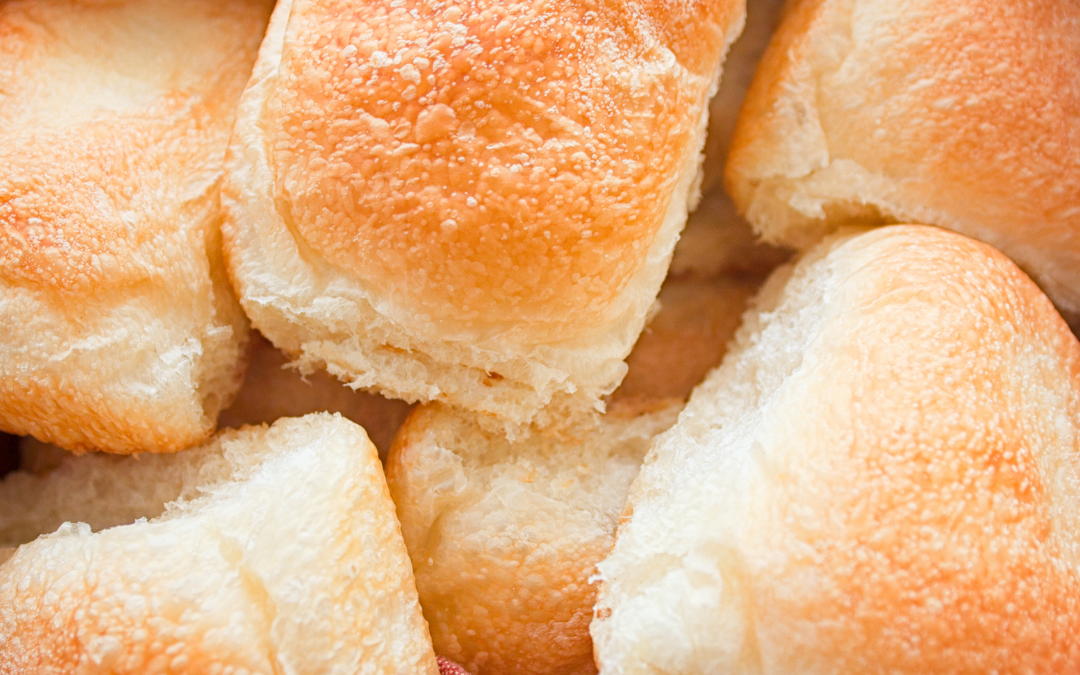 Fluffy Buttery Yeasted Dinner Rolls