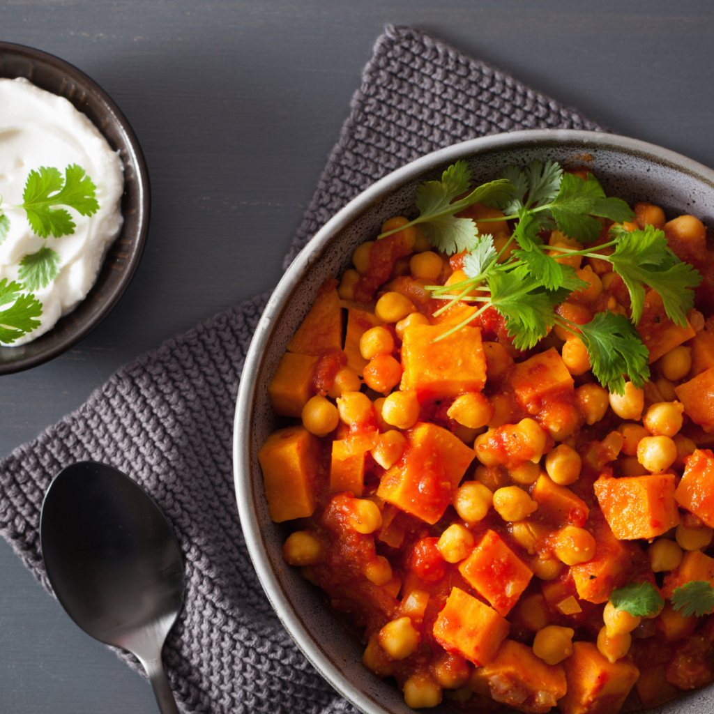 Sweet Potato Curry with Spinach and Chickpeas