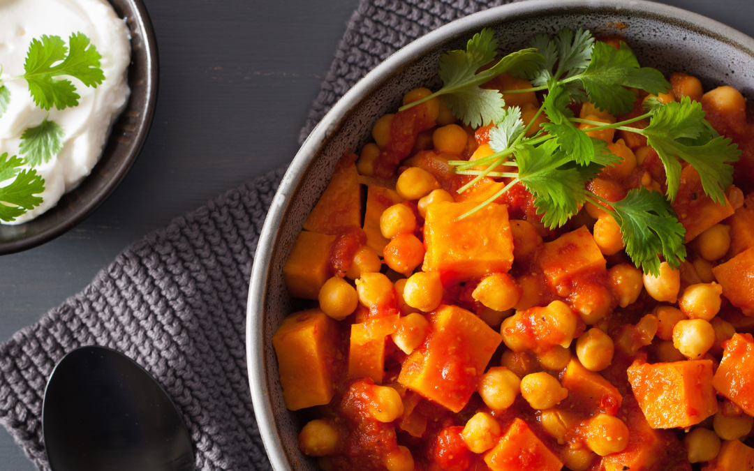Sweet Potato Curry with Spinach and Chickpeas